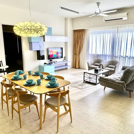 By The Sea, Penang Apartment Batu Ferringhi Exterior photo