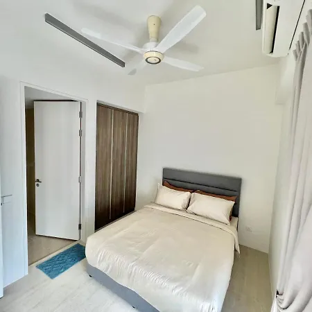By The Sea, Penang Apartment Batu Ferringhi Room photo