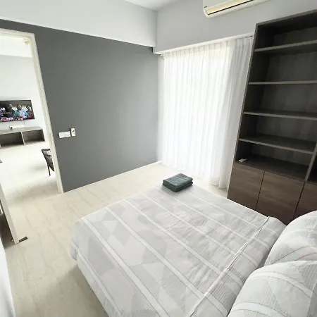 By The Sea, Penang Apartment Batu Ferringhi Exterior photo