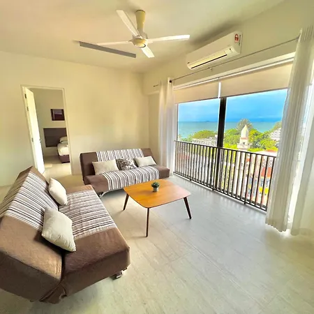 By The Sea, Penang Apartment Batu Ferringhi Room photo