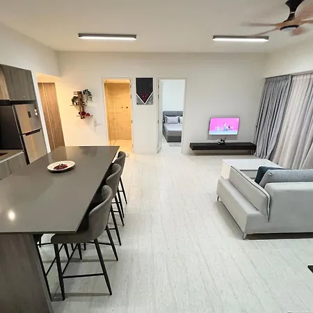 By The Sea, Penang Apartment Batu Ferringhi Room photo