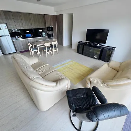 By The Sea, Penang Apartment Batu Ferringhi Exterior photo