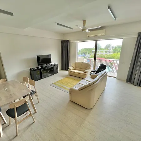 By The Sea, Penang Apartment Batu Ferringhi Exterior photo