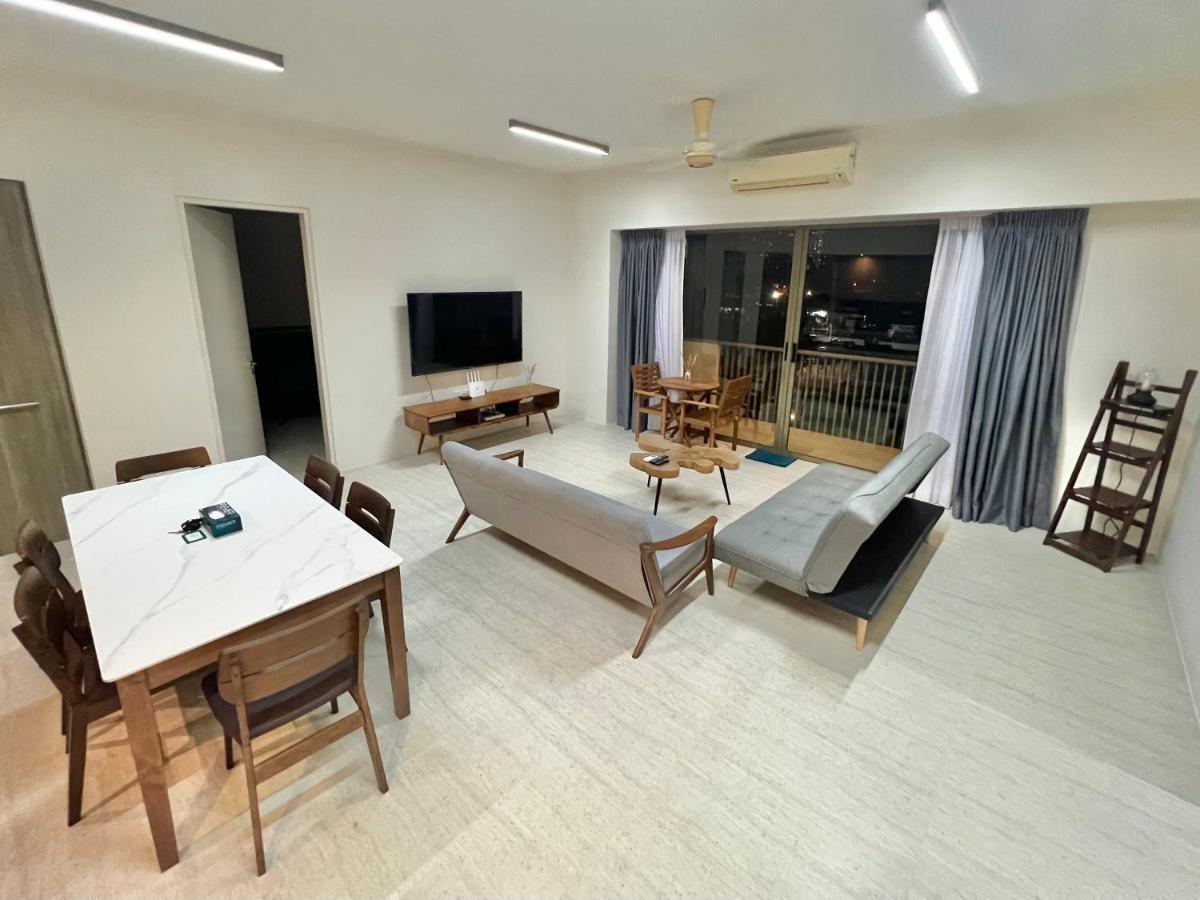 Apartment By The Sea, Penang Batu Ferringhi