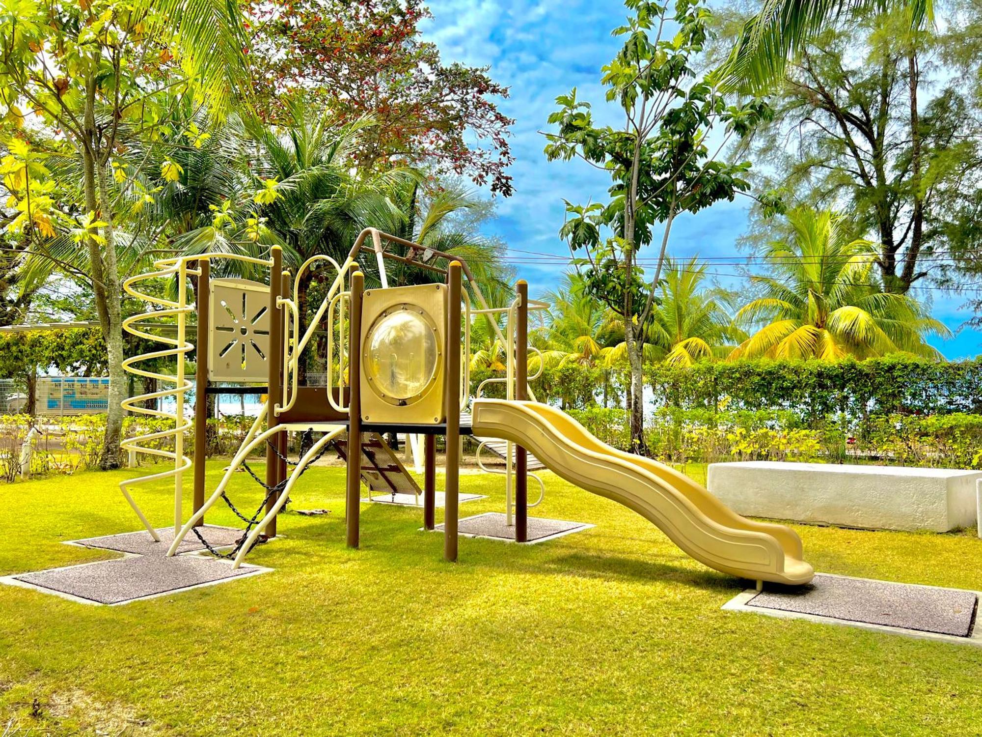 By The Sea, Penang Apartment *
